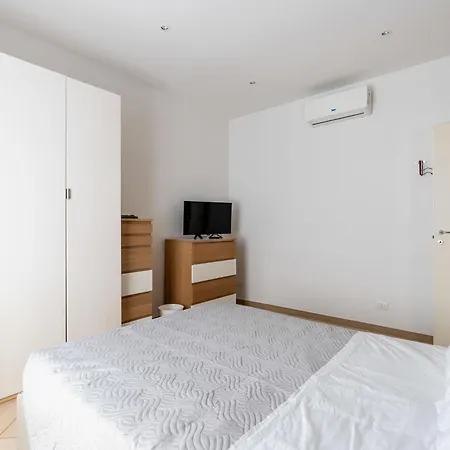 בית נופש Casa Mimosa By Interhome סנרמו